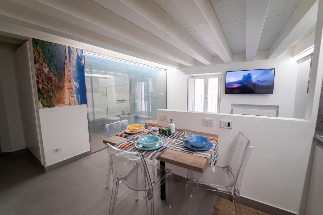 Ortigia Charme Piazza Duomo Apartment Syracuse Exterior photo