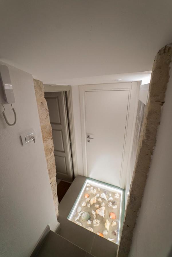 Ortigia Charme Piazza Duomo Apartment Syracuse Exterior photo
